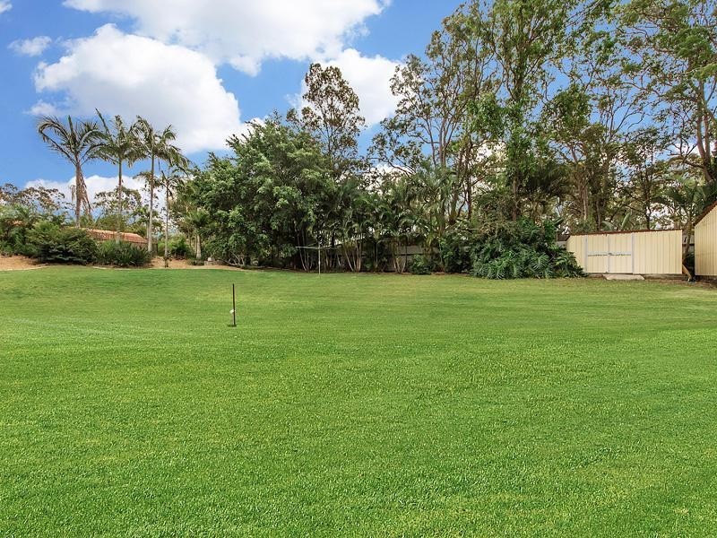 1 Derwent Avenue, Helensvale QLD 4212