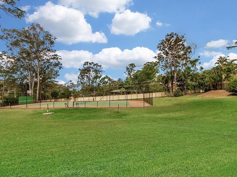 1 Derwent Avenue, Helensvale QLD 4212