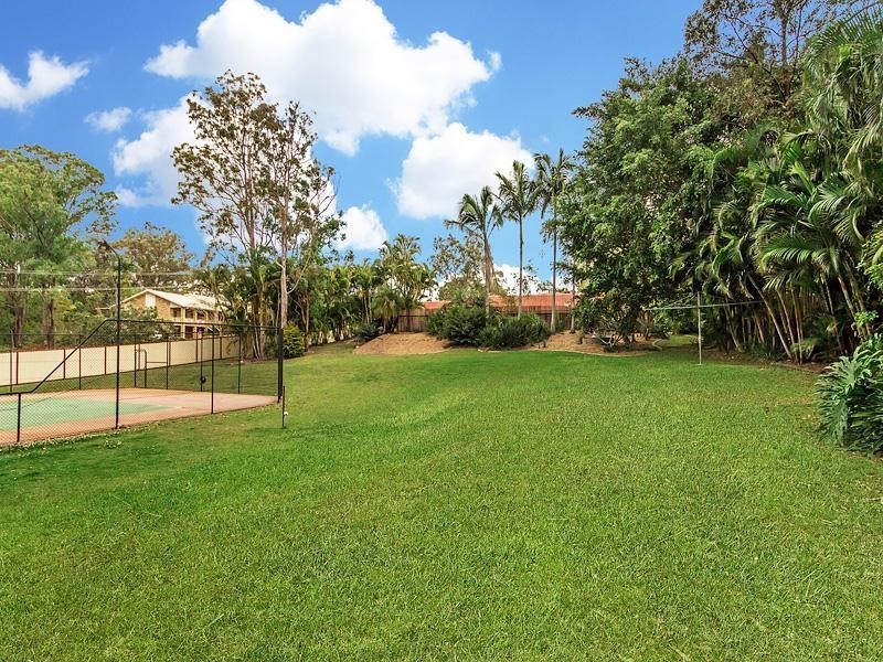 1 Derwent Avenue, Helensvale QLD 4212