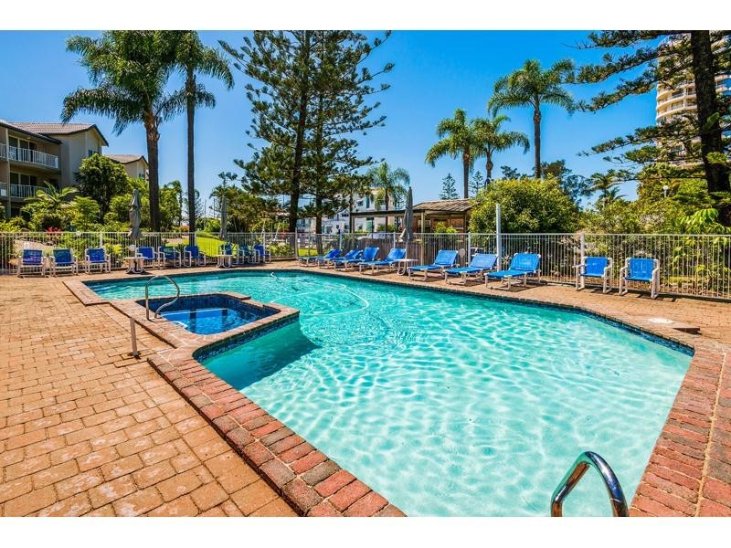 49/37 Bayview Street, Runaway Bay QLD 4216