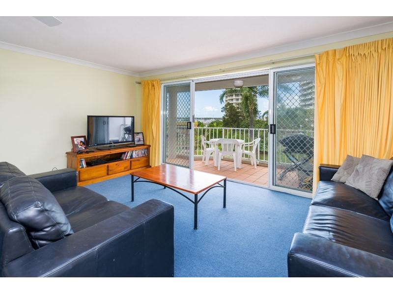 49/37 Bayview Street, Runaway Bay QLD 4216