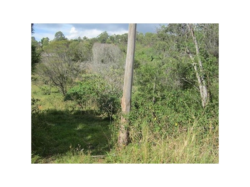 2 Howard Creek Place, Wongawallan QLD 4210