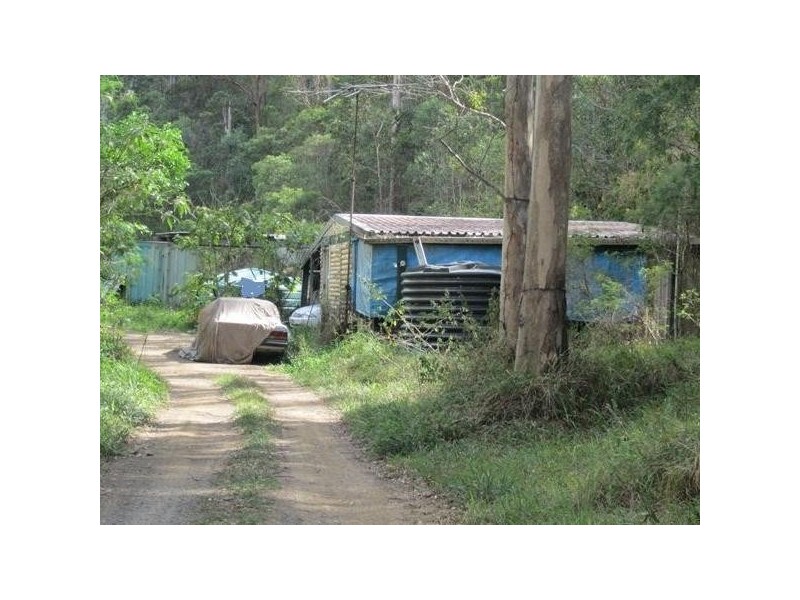 2 Howard Creek Place, Wongawallan QLD 4210