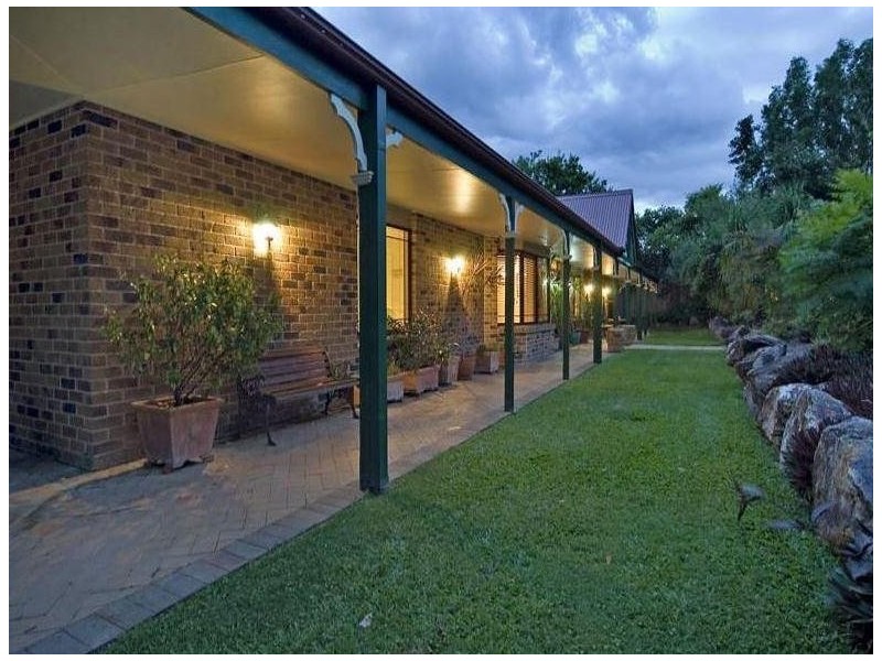 12 Hannaford Place, Helensvale QLD 4212