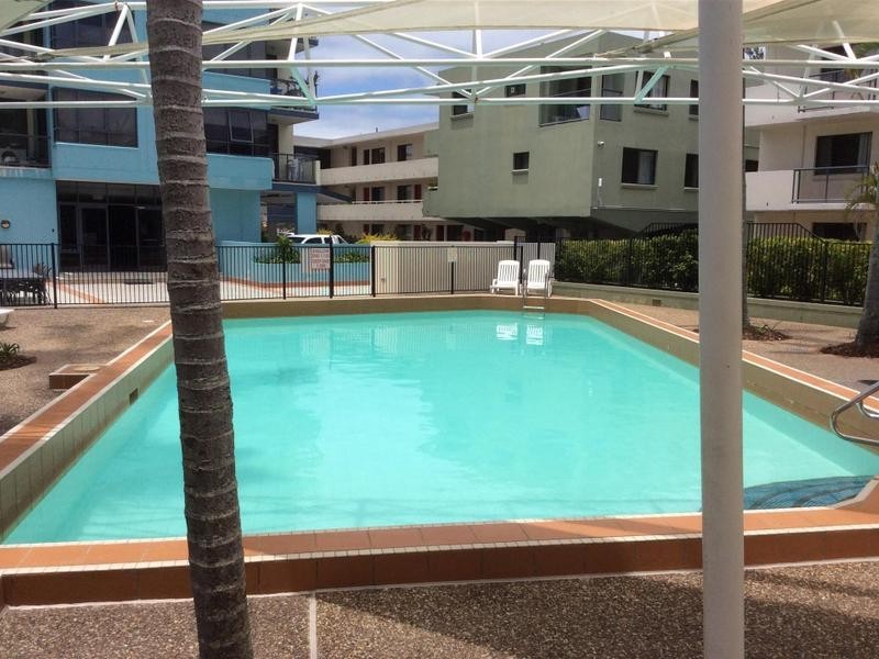 215/132 Marine Parade, Southport QLD 4215