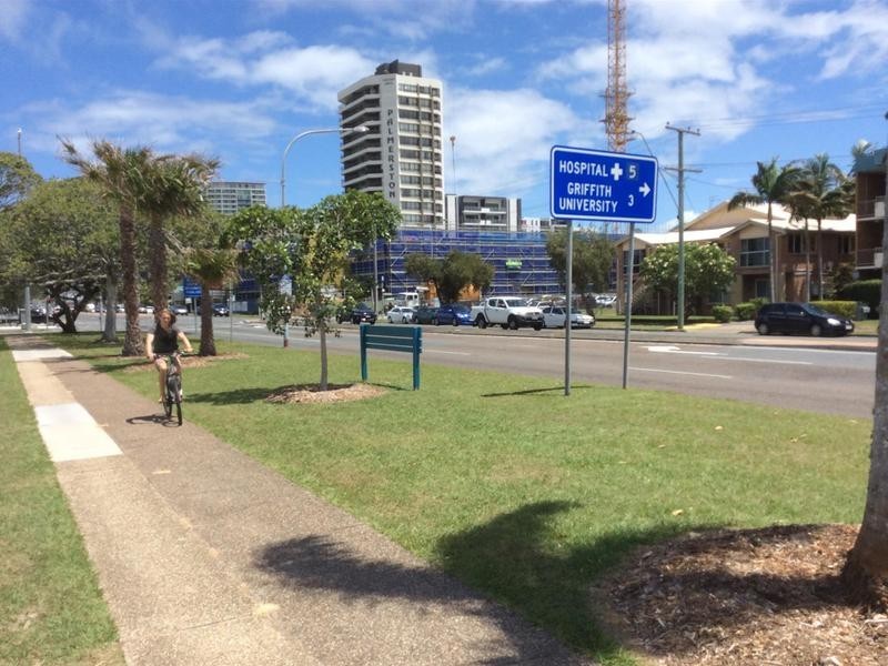 215/132 Marine Parade, Southport QLD 4215