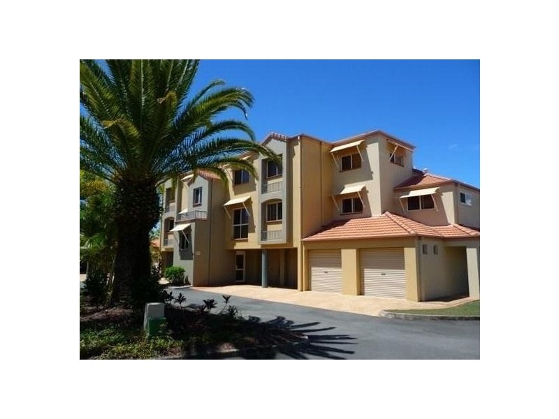 13/82 Limetree Parade, Runaway Bay QLD 4216
