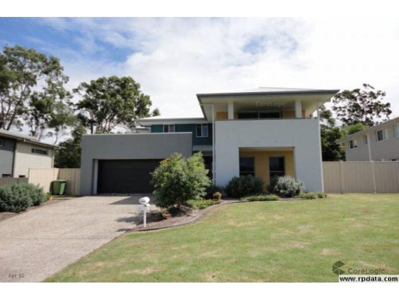 16 Harriet Lane, Oxenford QLD 4210