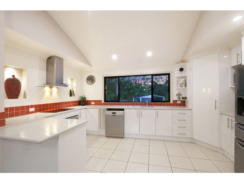 14-16 Goenoeng Drive, Tanah Merah QLD 4128