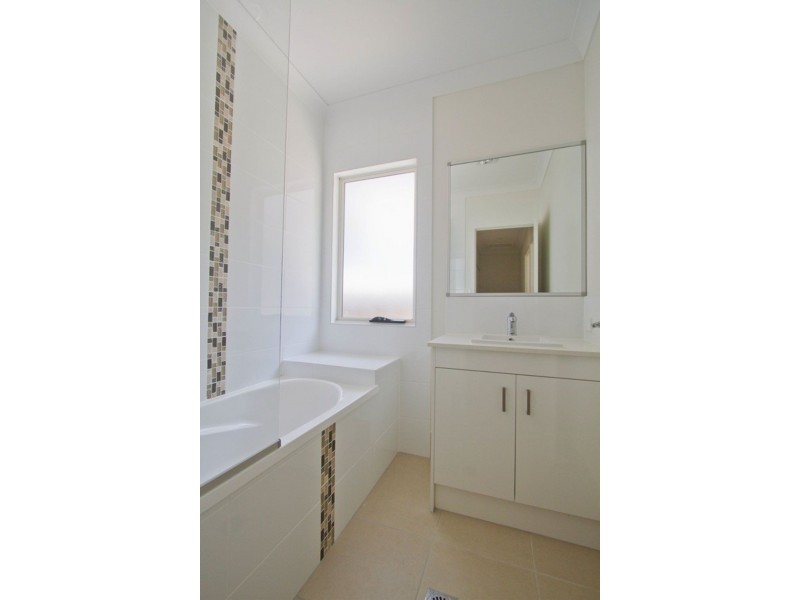 23 Oakwood Street, Pimpama QLD 4209