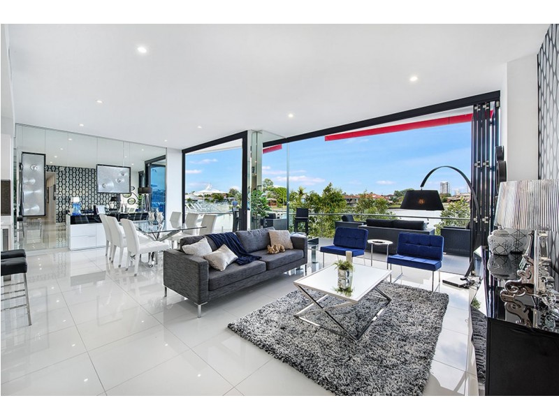 Biggera Waters QLD 4216