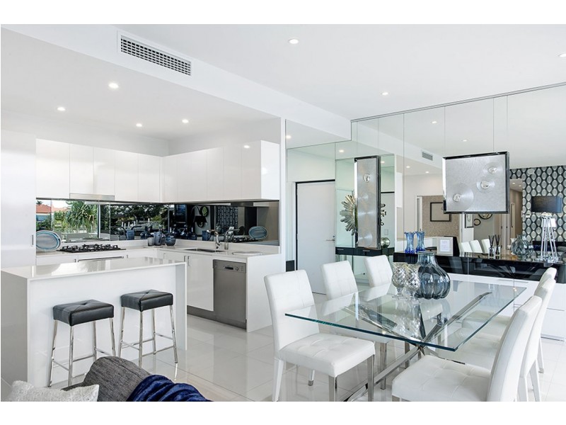 Biggera Waters QLD 4216