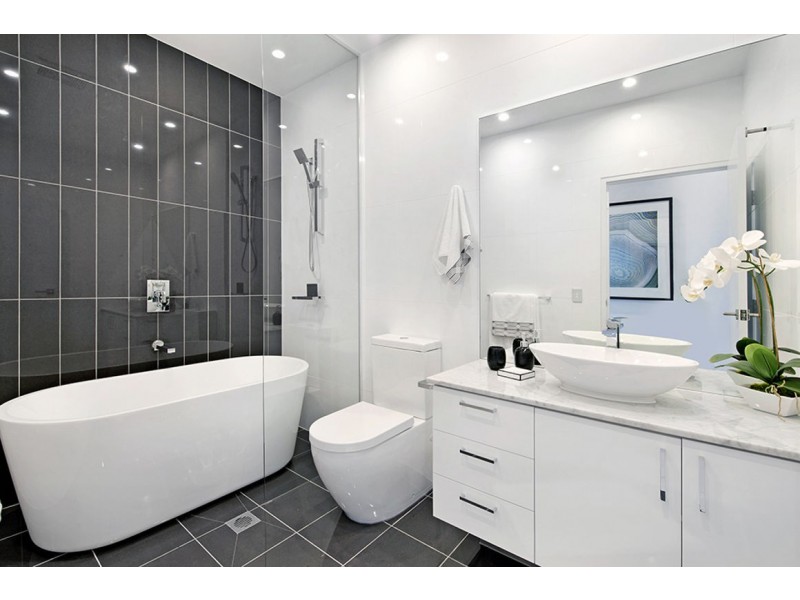 Biggera Waters QLD 4216