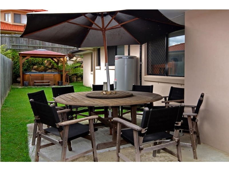 8 Dunamis CRT, Cornubia QLD 4130