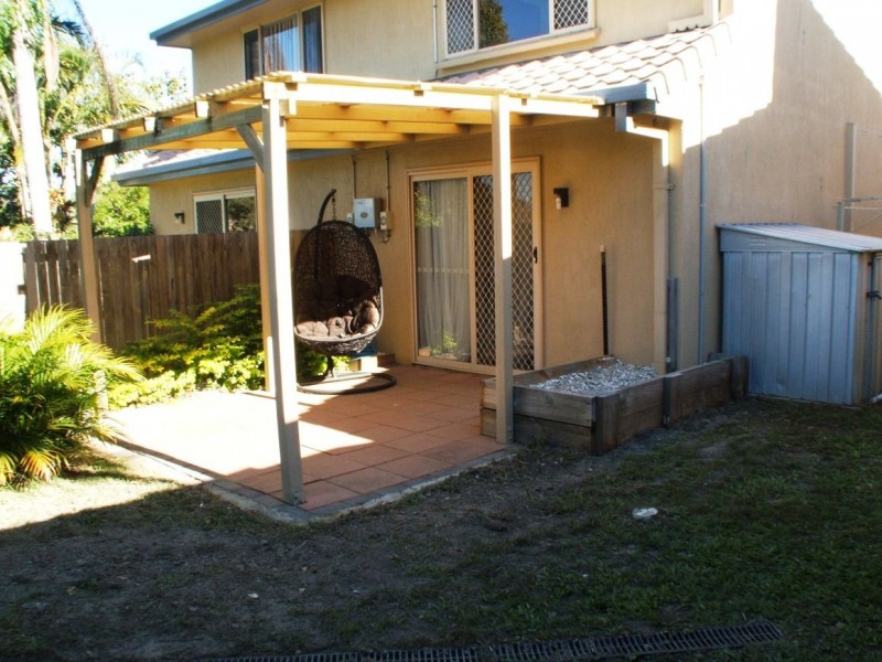 24/63 Olsen Avenue, Labrador QLD 4215