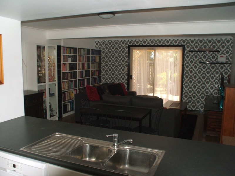 24/63 Olsen Avenue, Labrador QLD 4215