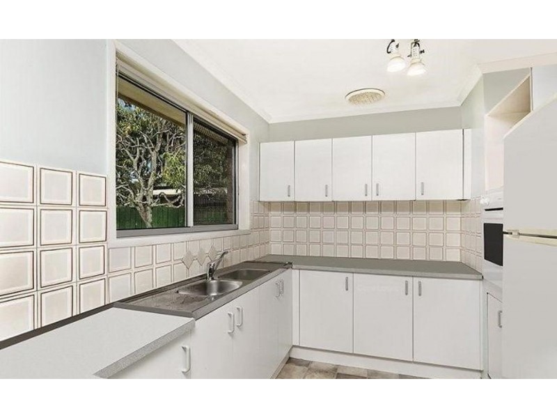 6 Farr Court, Daisy Hill QLD 4127