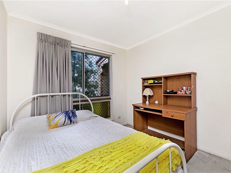 6 Farr Court, Daisy Hill QLD 4127
