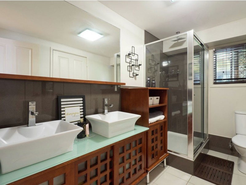 64 Yarabah Crescent, Shailer Park QLD 4128