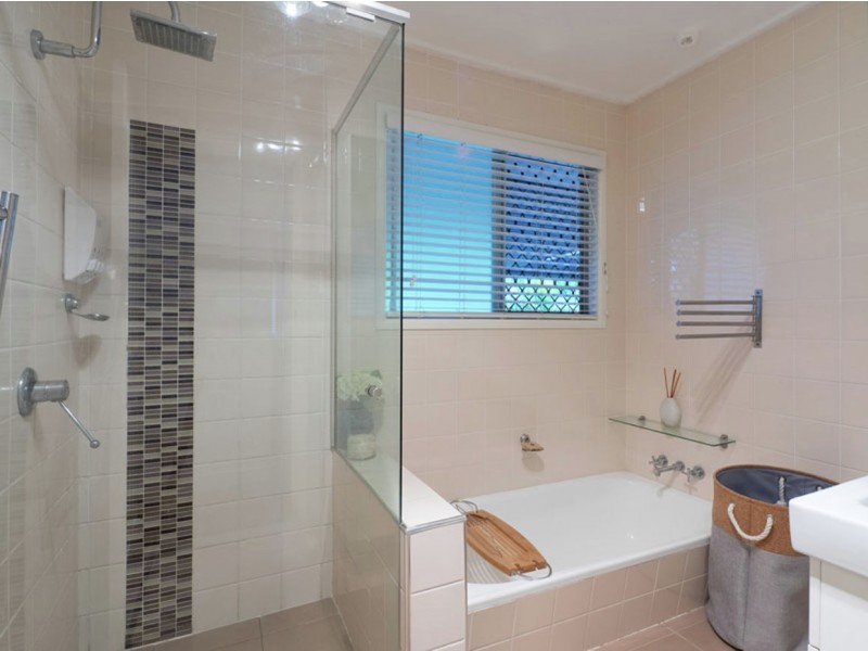 64 Yarabah Crescent, Shailer Park QLD 4128