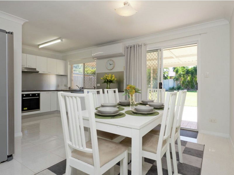 32 Batehaven Street, Loganholme QLD 4129