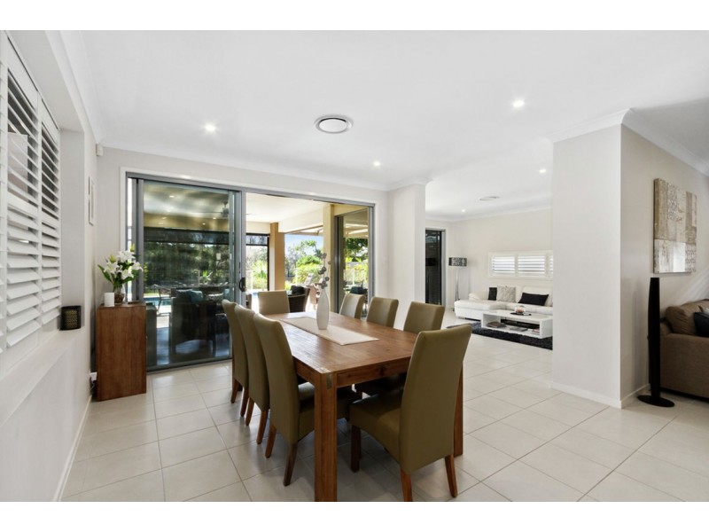 45 The Peninsula, Helensvale QLD 4212