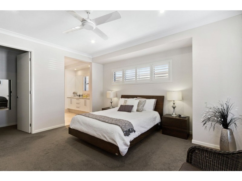 45 The Peninsula, Helensvale QLD 4212