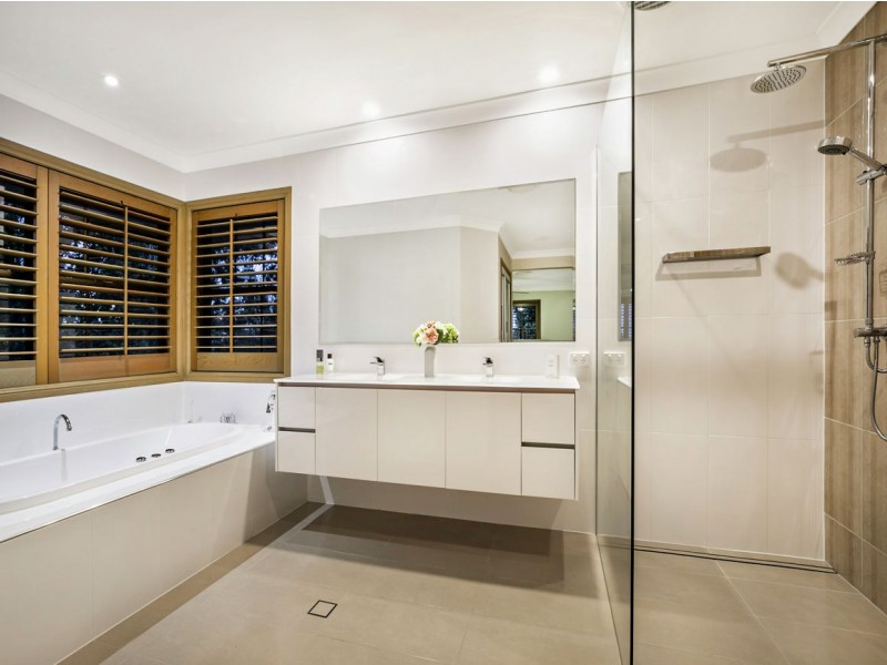 100 Plantain Road, Shailer Park QLD 4128