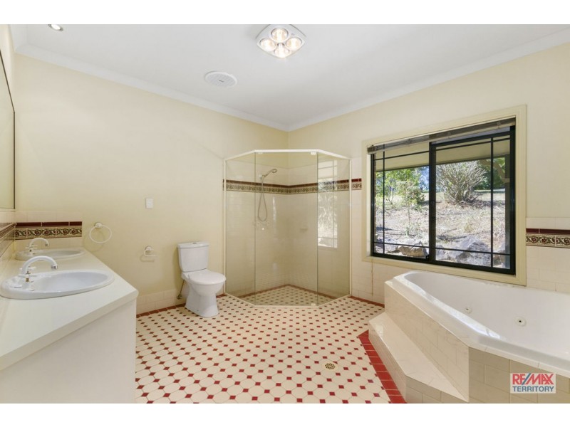 12 Hannaford Place, Helensvale QLD 4212