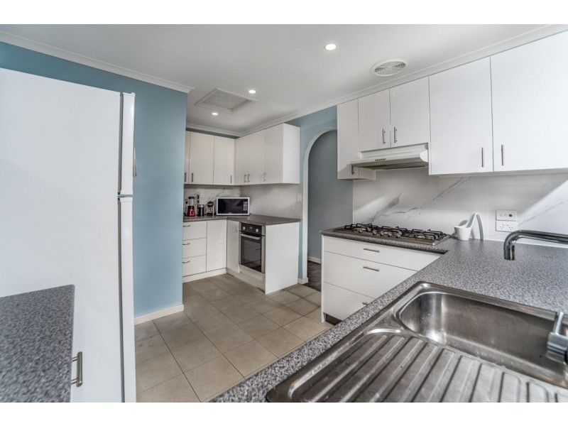 12 WILMOT PLACE, Helensvale QLD 4212