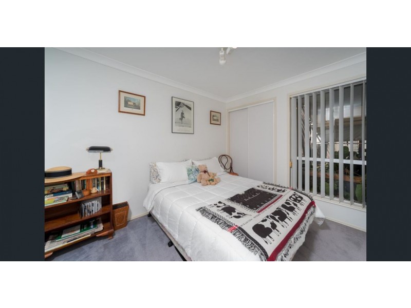 5 Morfantaine Terrace, Parkwood QLD 4214