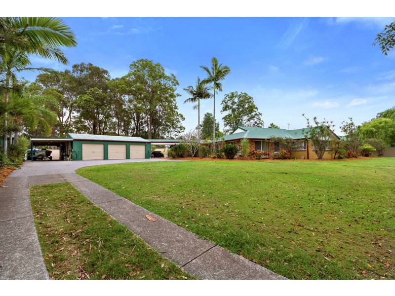 16 Warrego Way, Helensvale QLD 4212