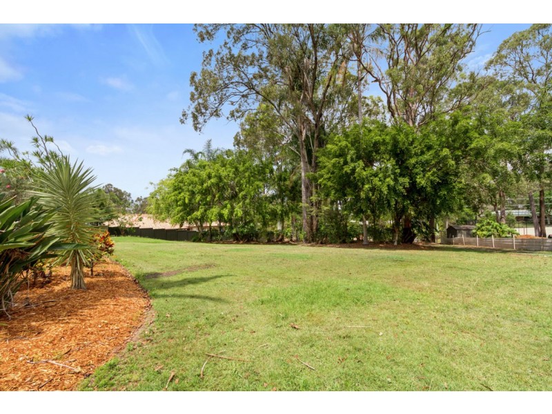 16 Warrego Way, Helensvale QLD 4212