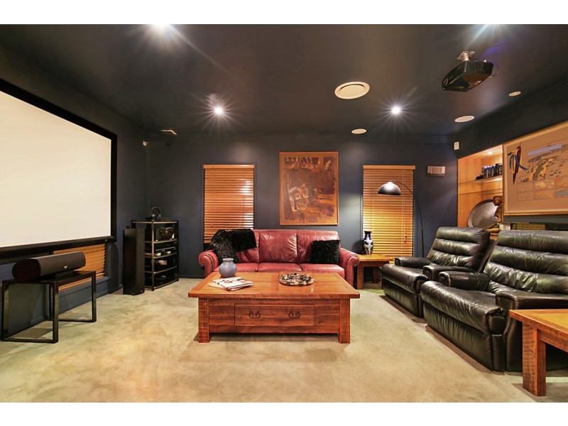 46 Boronia Avenue, Daisy Hill QLD 4127