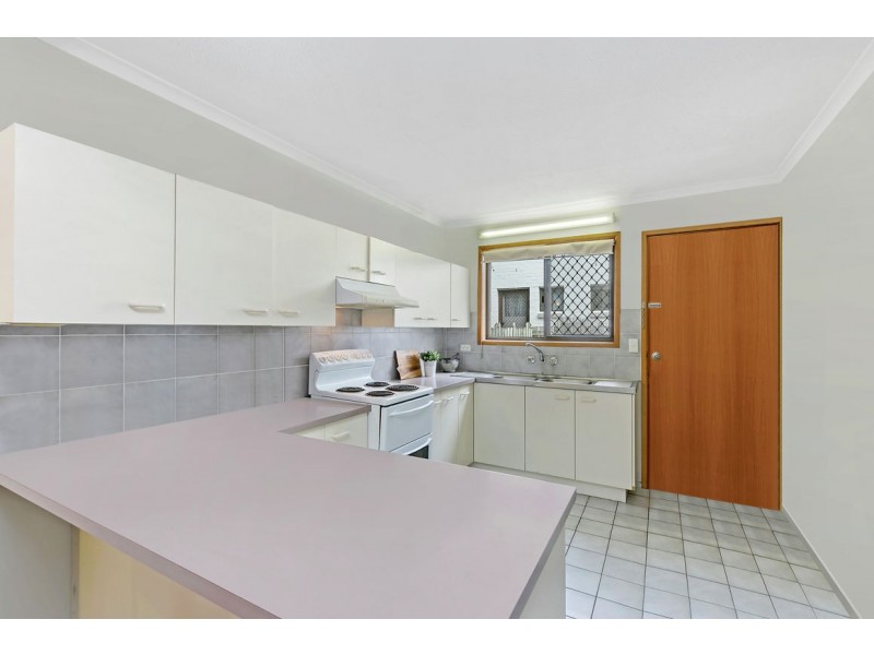 13/155 John Paul Drive, Springwood QLD 4127