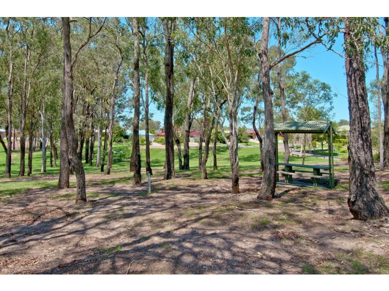 3 Rosella Street, Loganlea QLD 4131