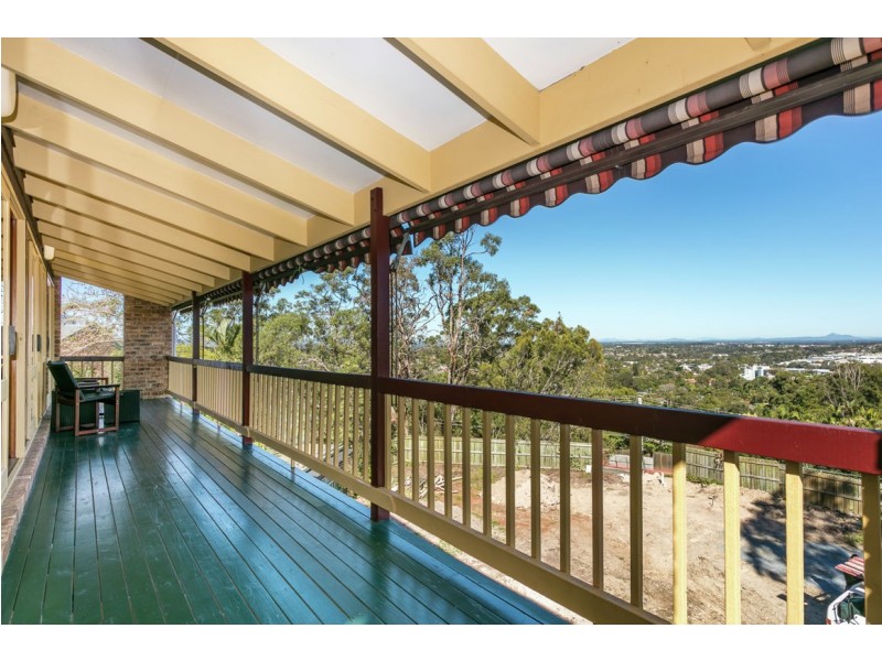 83 Dennis Road, Springwood QLD 4127