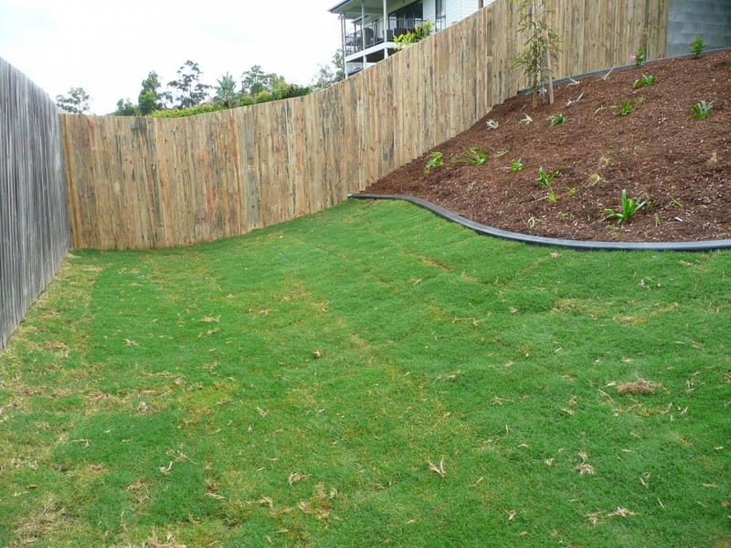 1/18 Barrington Street, Pacific Pines QLD 4211