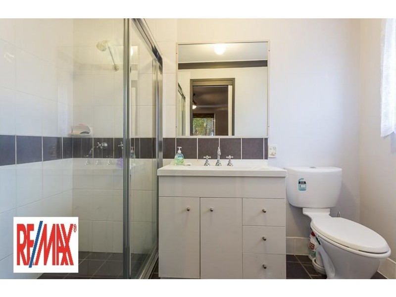 11 Mersing Court, Tanah Merah QLD 4128