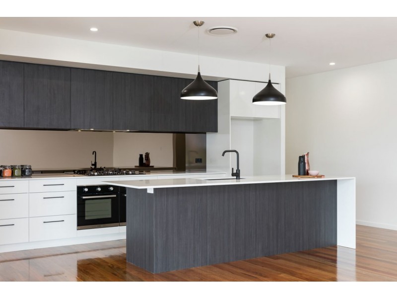 33A Yarabah Crescent, Shailer Park QLD 4128