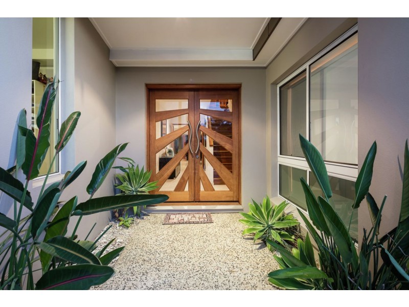 33 Yarabah Crescent, Shailer Park QLD 4128