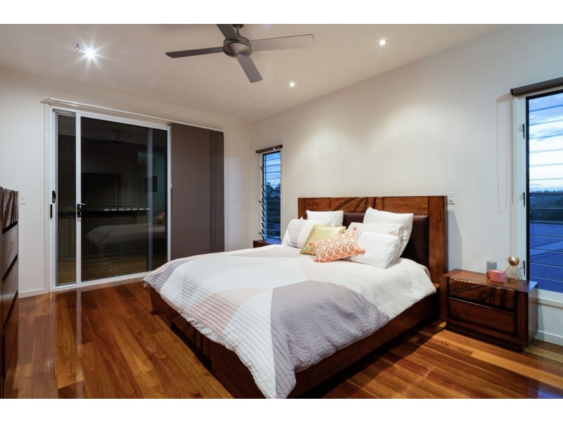 33 Yarabah Crescent, Shailer Park QLD 4128