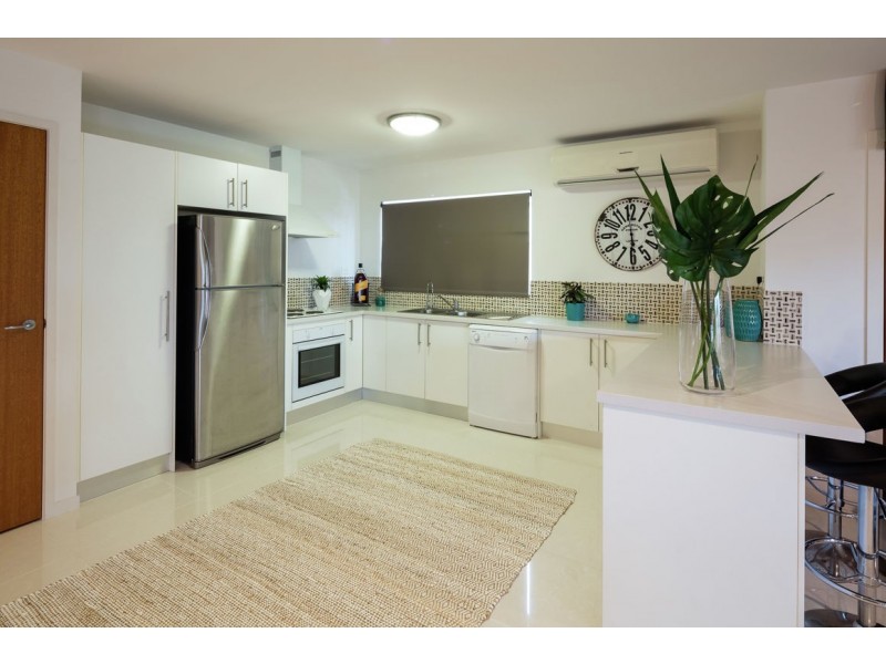 33 Yarabah Crescent, Shailer Park QLD 4128