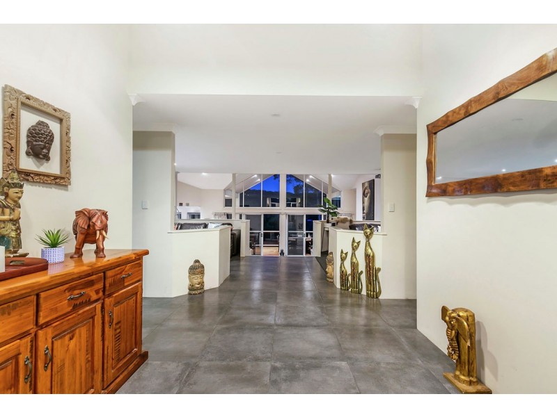 17 Paraburdoo Crescent, Shailer Park QLD 4128