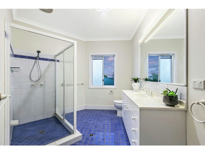17 Paraburdoo Crescent, Shailer Park QLD 4128