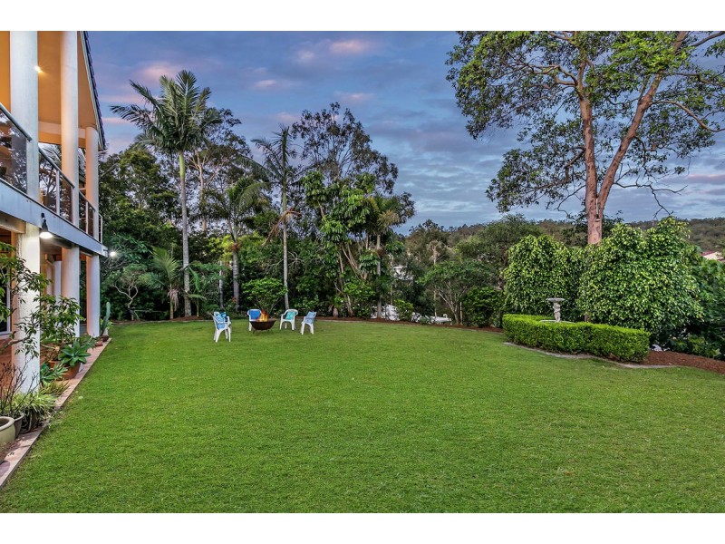 17 Paraburdoo Crescent, Shailer Park QLD 4128