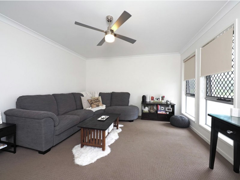 16 Songbird Circuit, Jimboomba QLD 4280