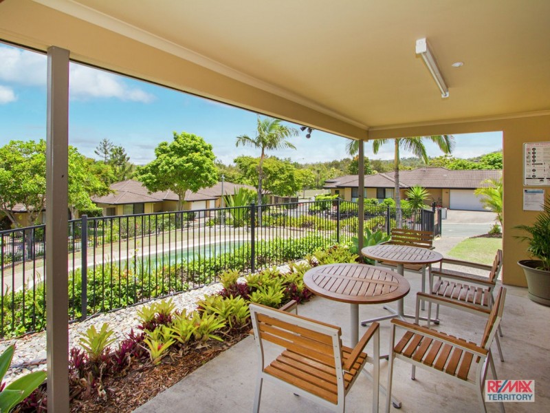 2/136 Pacific Pines Boulevard, Pacific Pines QLD 4211