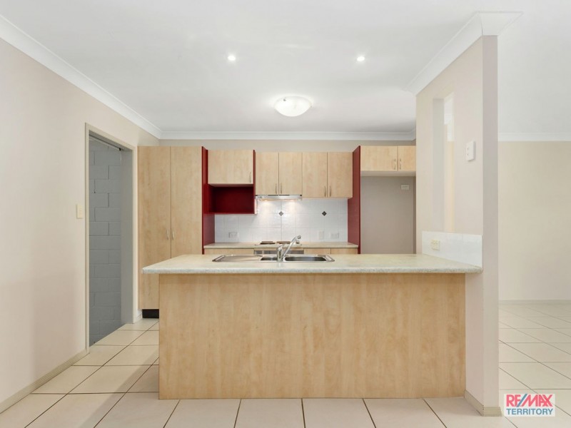 2/136 Pacific Pines Boulevard, Pacific Pines QLD 4211