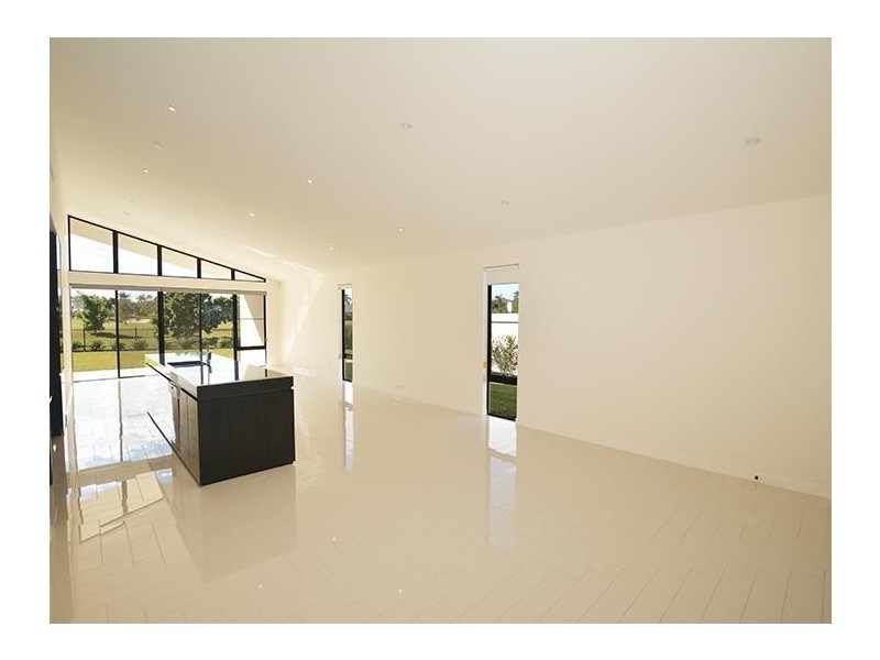 2329 Meliah Close, Sanctuary Cove QLD 4212